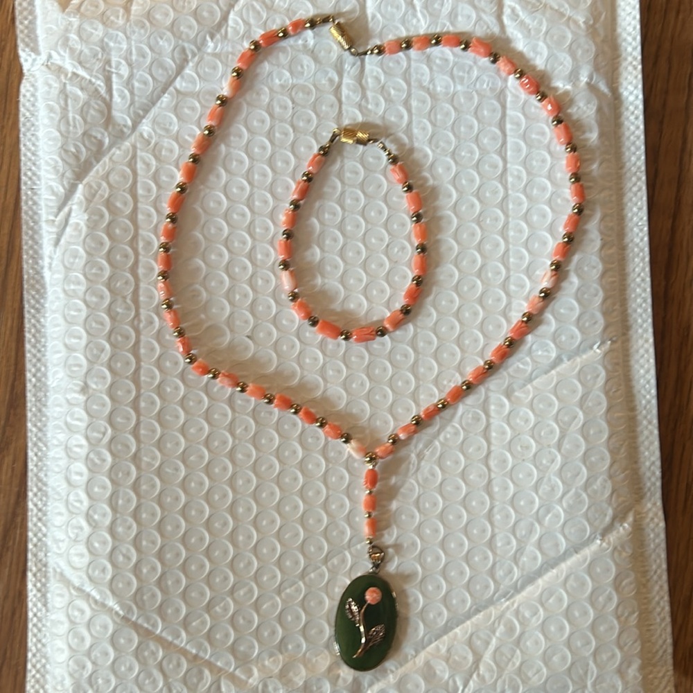 Elegant Coral Beaded Necklace with Green Pendant with free bracelet